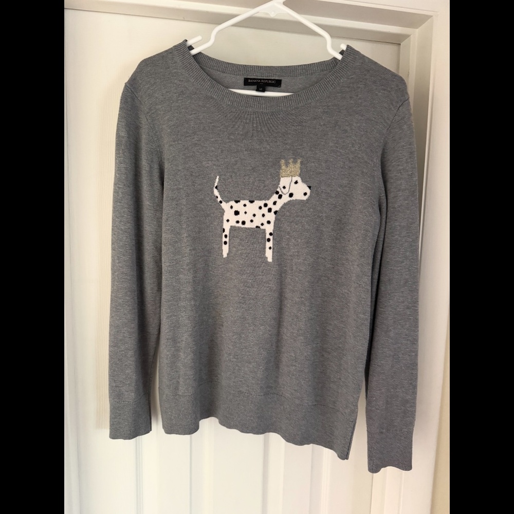 Banana Republic Gray Dalmatian Crown Sweater. Size Medium